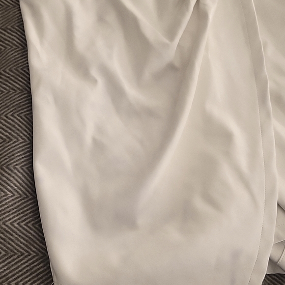 White faux leather jumpsuit (romper) - Picture 4 of 5